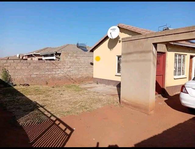 2 BEDROOM PROPERTY TO RENT IN PROTEA GLEN